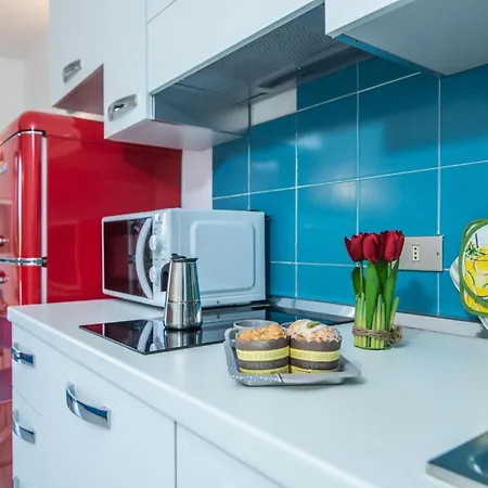 Appartement Vacanze Da Giuly With Shared Pool - Happy *